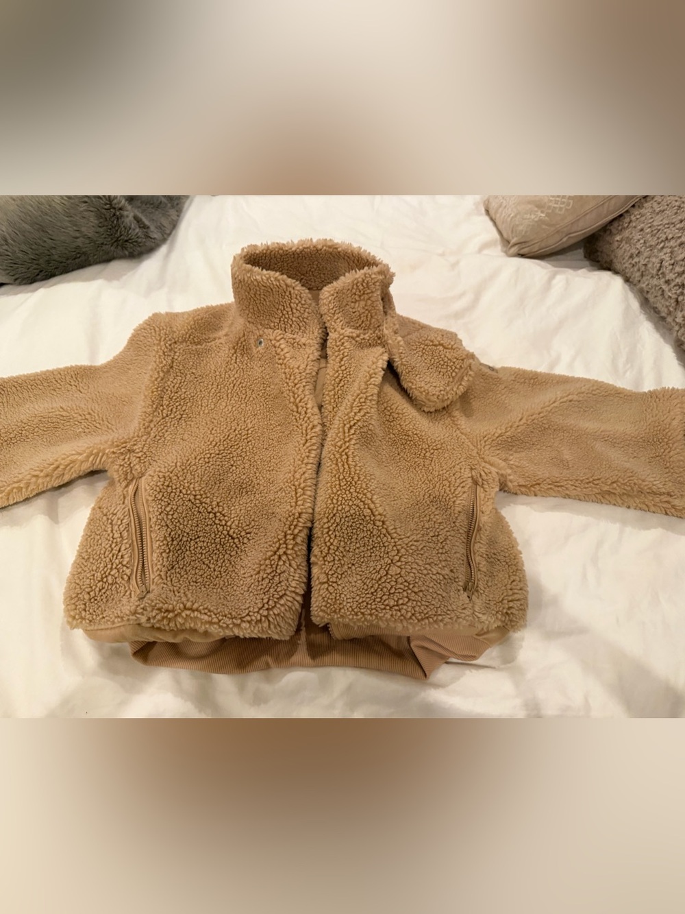 ALO Yoga Kids Teddy Sherpa Jacket - Camel